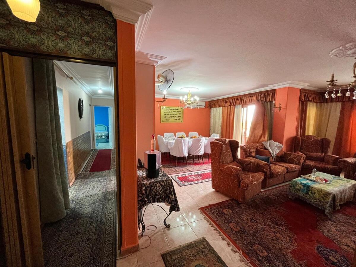 Spacious Apartment - Heliopolis 10Min From Airport Кайро Екстериор снимка